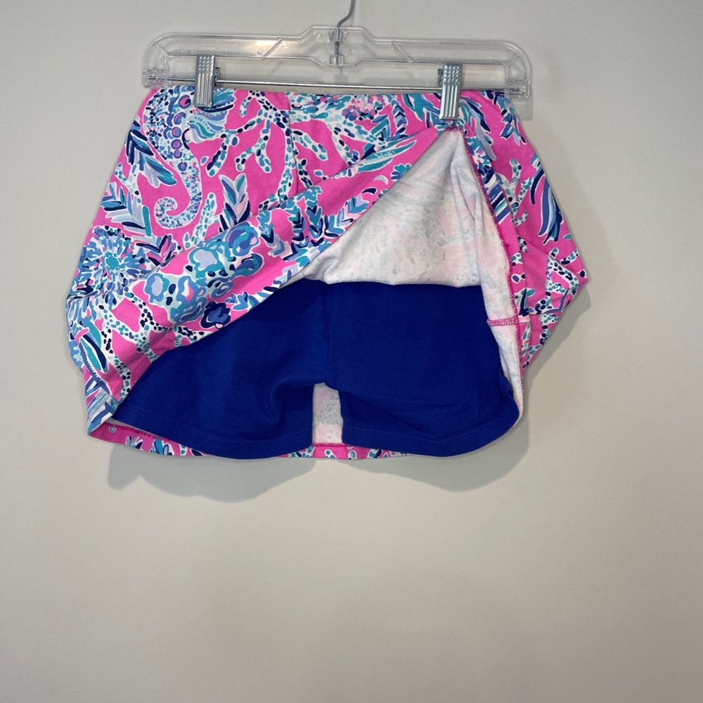 Lilly Pulitzer Seahorse Print Skort with Gold Logo Buttons Size S - Picture 4 of 5